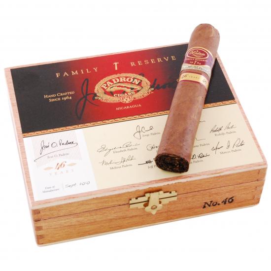 Сигары Padron Family Reserve No 46 Toro Grande от Padron