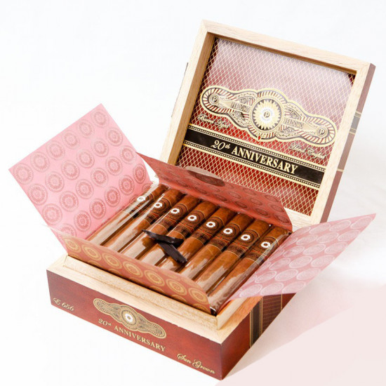 Сигары Perdomo 20th Anniversary Sun Grown E656 от Perdomo