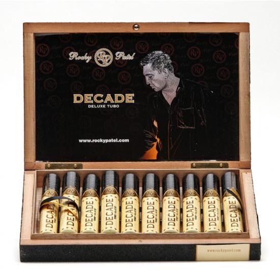 Сигары Rocky Patel Decade Deluxe Toro Tubo