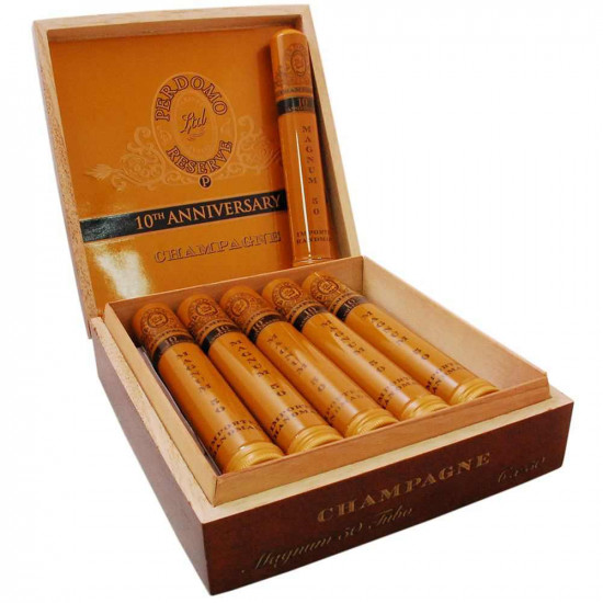 Сигары Perdomo Reserve 10 years Anniversary Magnum 50 Champagne Tubos от Perdomo