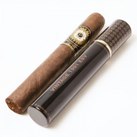 Сигары Perdomo Estate Seleccion Vintage 1991 Maestro Maduro Tubes от Perdomo