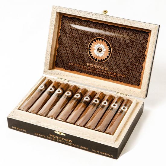 Сигары Perdomo ESV 2002 Robusto Sun Grown от Perdomo