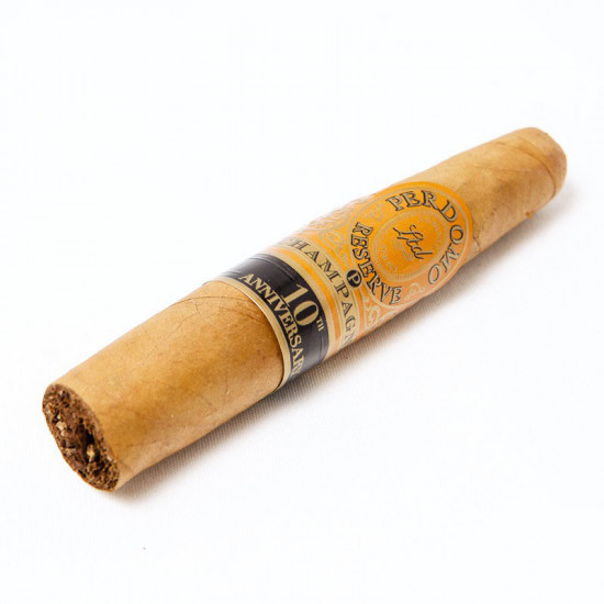 Сигары Perdomo Reserve 10 years Anniversary Figurado Champagne от Perdomo