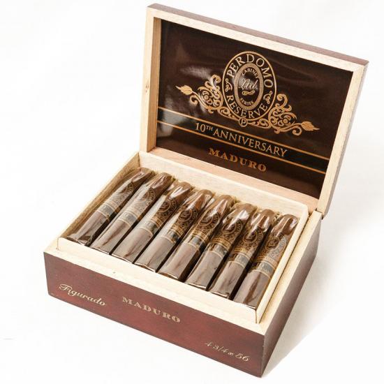 Сигары Perdomo Reserve 10 years Anniversary Figurado Maduro от Perdomo