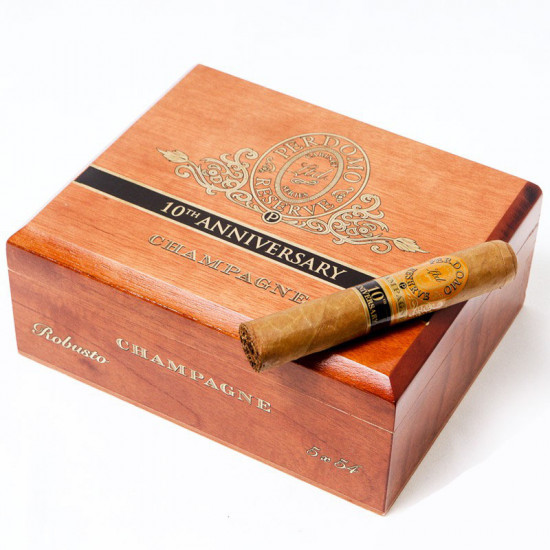 Сигары Perdomo Reserve 10 years Anniversary Robusto Champagne от Perdomo