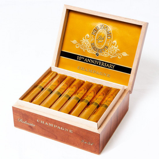 Сигары Perdomo Reserve 10 years Anniversary Robusto Champagne от Perdomo