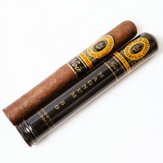 Сигары Perdomo Reserve Champagne Noir Magnum 50 Tubos от Perdomo