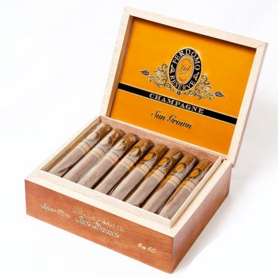 Сигары Perdomo Reserve Champagne Sun Grown Super Toro от Perdomo