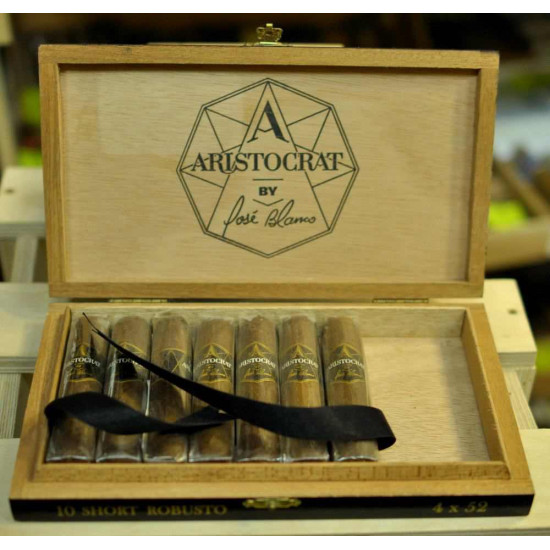 Никарагуанские сигары Aristocrat by Jose Blanco Short Robusto от Aristocrat