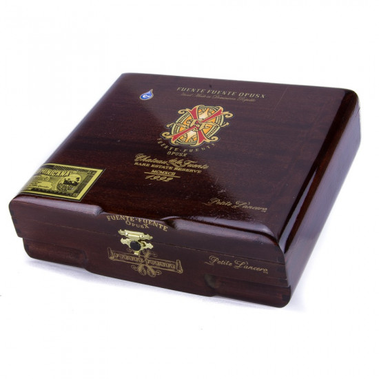 Сигары Arturo Fuente Opus X Petit Lancero от Arturo Fuente