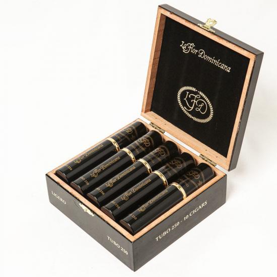 Сигары La Flor Dominicana Ligero L 250 Tubos от La Flor Dominicana