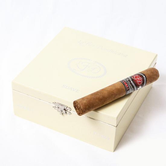 Сигары La Flor Dominicana Suave Масео Tubos от La Flor Dominicana