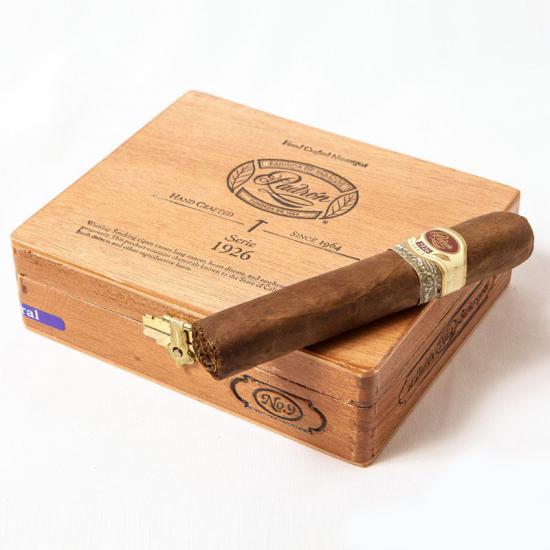 Сигары Padron 1926 Series No 9 от Padron