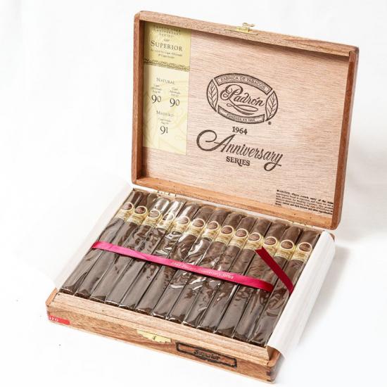 Сигары Padron 1964 Anniversary Superior Maduro от Padron