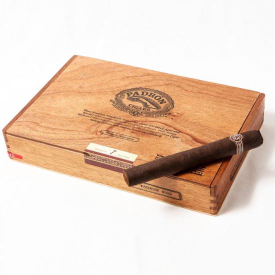 Сигары Padron Series 4000 Maduro от Padron