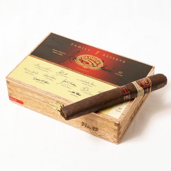 Сигары Padron Family Reserve 45 Years Maduro от Padron